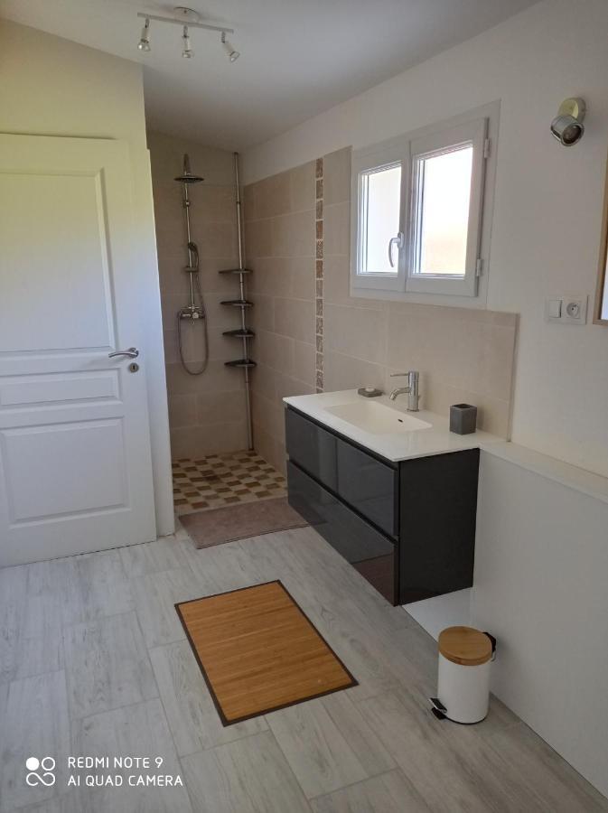 Agreable Appartement Au Calme Villeneuve  Экстерьер фото