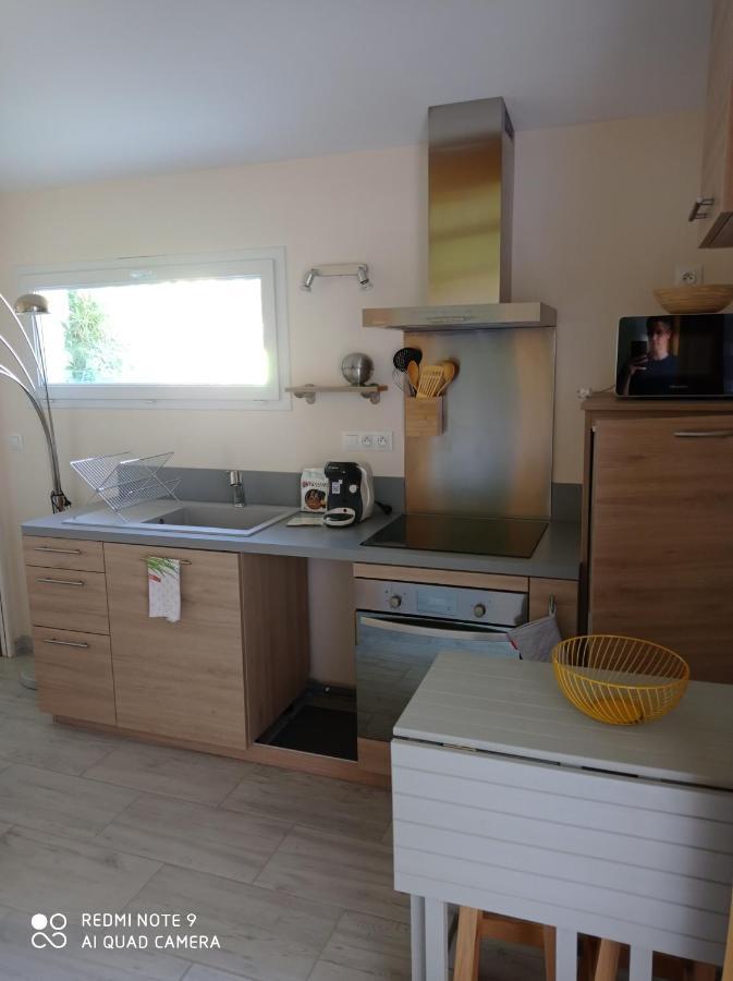 Agreable Appartement Au Calme Villeneuve  Экстерьер фото